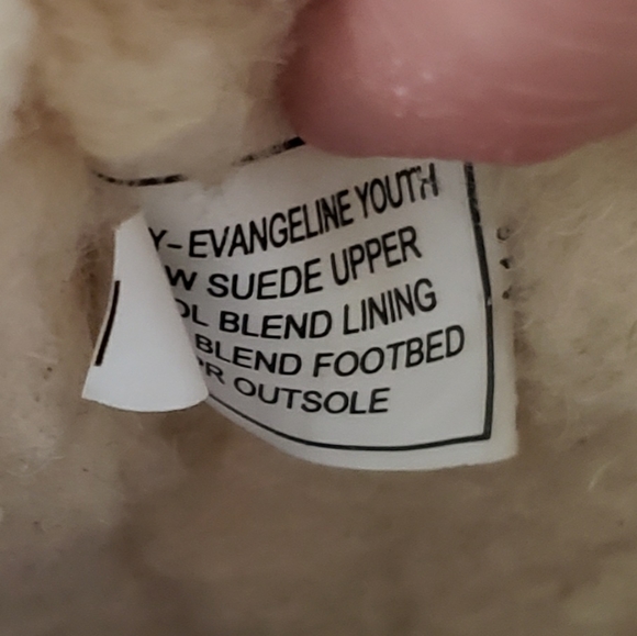 BearPaw Evangeline Youth Brown Suede Boot Size 3 - Picture 11 of 11